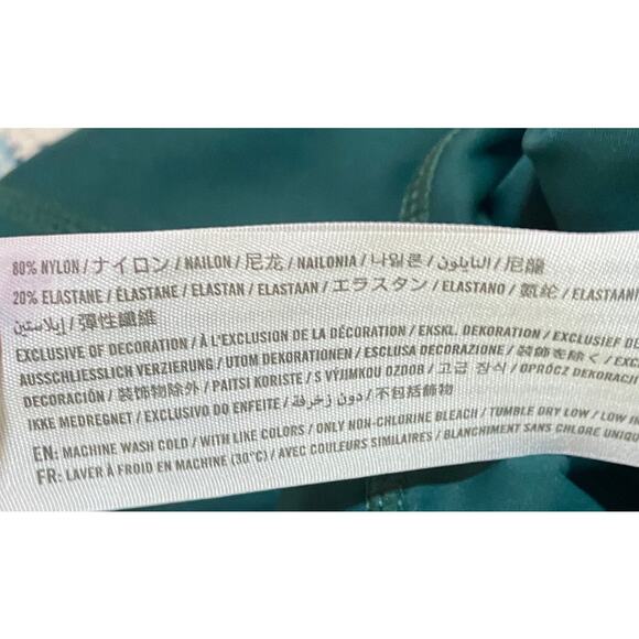 Abercrombie & Fitch Traveler Active Dress Built in Shorts Mini Green XL Tall - Picture 12 of 12